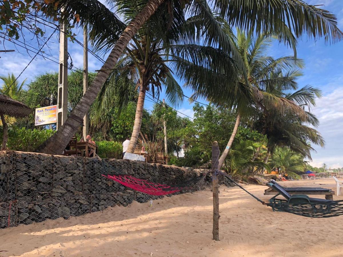 Rock Paradise Beach Hotel & Restaurent Tangalle Exterior photo