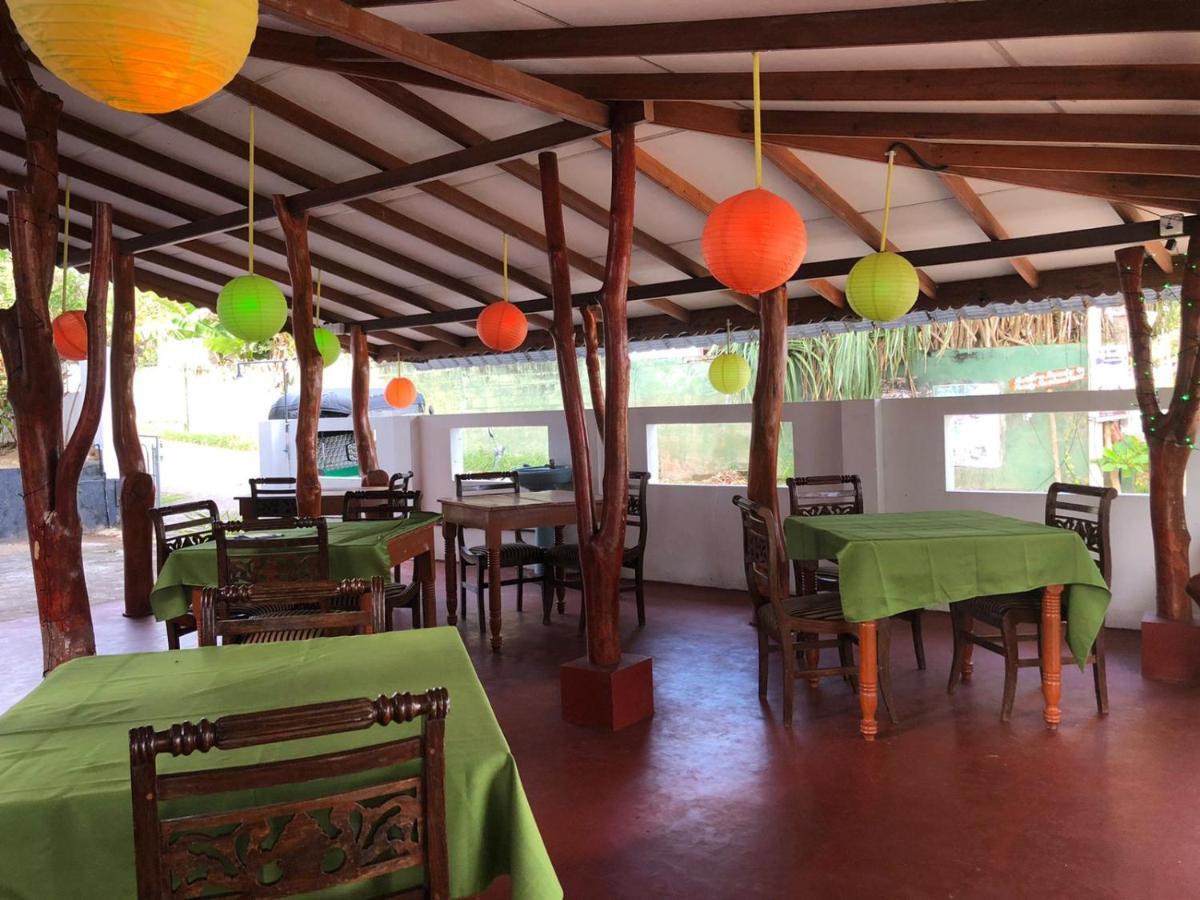 Rock Paradise Beach Hotel & Restaurent Tangalle Exterior photo